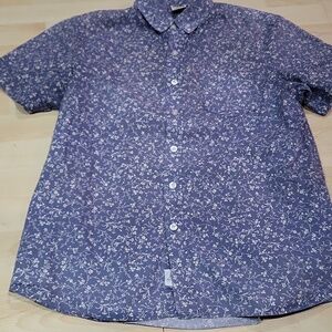 Men's Short-Sleeve Casual Button-Down Shirt in Blue Pattern